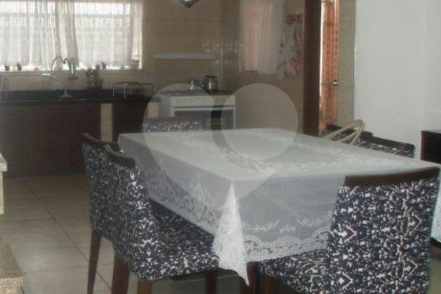 Sobrado à venda com 3 quartos, sendo 2 suítes, em Vila Formosa, São Paulo, SP