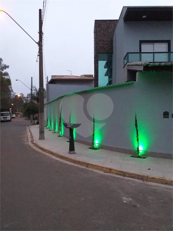 Casa à venda com 3 quartos, sendo 1 suíte, no condomínio Real Park Tietê, Mogi das Cruzes - SP