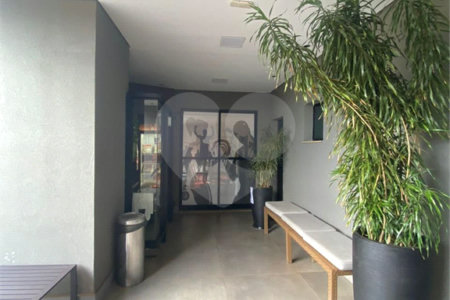 Apartamento à venda com 3 quartos, sendo 1 suíte,  em Vila Santana, Araraquara, SP