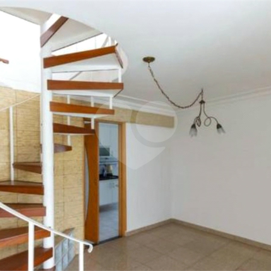 Cobertura à venda com 3 quartos, sendo 1 suíte, em Jardim Londrina, São Paulo, SP