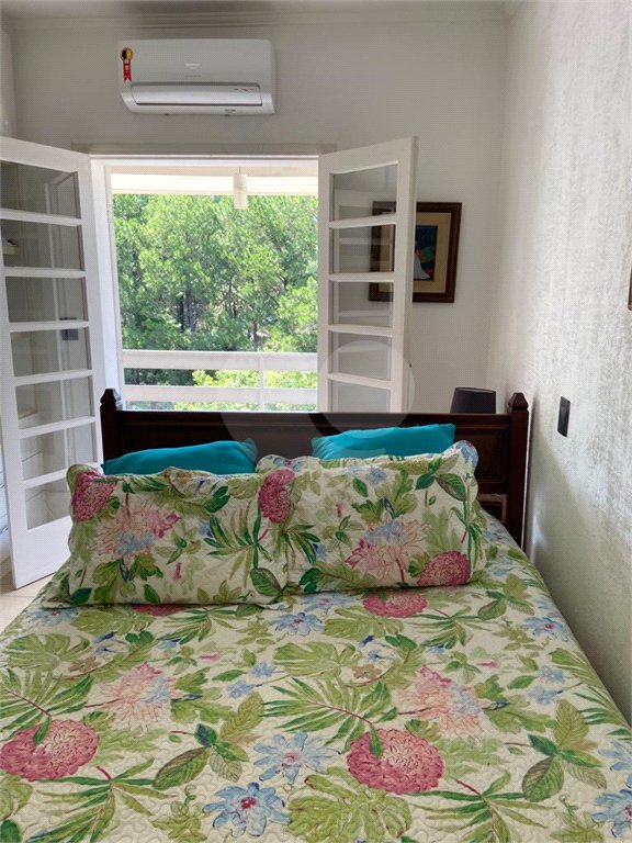 Casa à venda com 6 quartos, sendo 3 suítes,  em Marambaia, Vinhedo, SP
