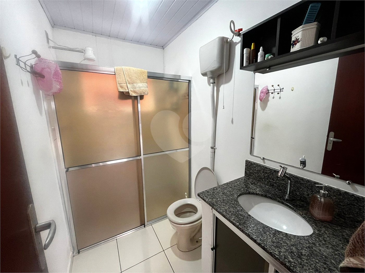 Casa à venda com 3 quartos, sendo 1 suíte, em Jardim Itália, Itapetininga, SP