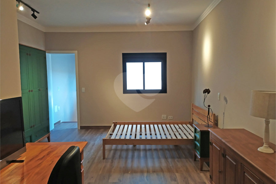 Sobrado à venda com 3 quartos, sendo 1 suíte, em Jardim São Paulo(zona Norte), São Paulo, SP