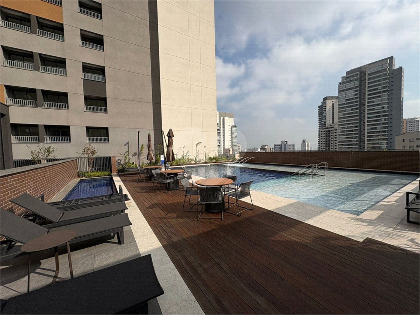 Apartamento à venda com 3 suítes em Alto da Lapa, São Paulo, SP