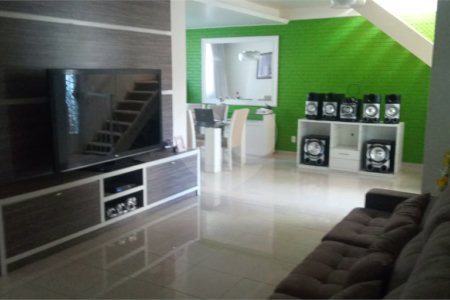 Casa à venda com 6 quartos, sendo 3 suítes, em Vila Isabel, Rio de Janeiro, RJ