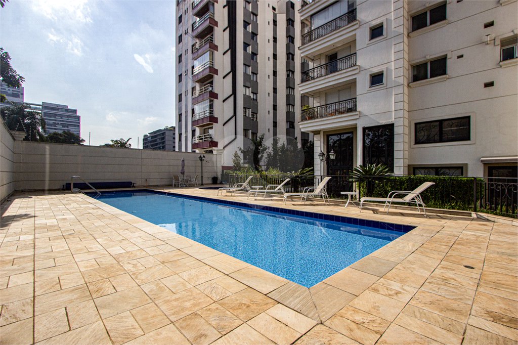 Apartamento à venda com 4 quartos, sendo 3 suítes, em Cidade Monções, São Paulo, SP