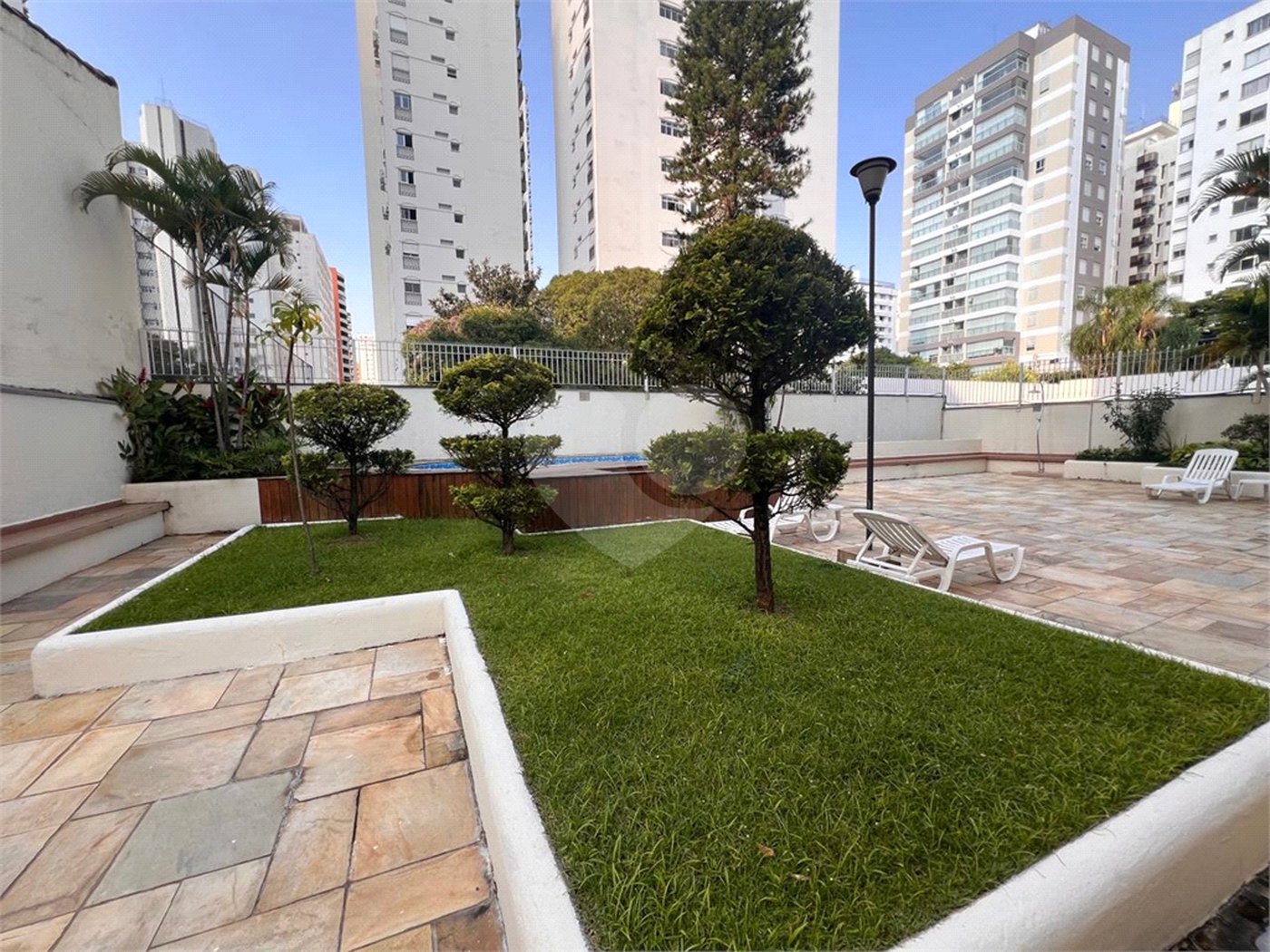 Apartamento à venda com 1 suíte em Moema, São Paulo, SP