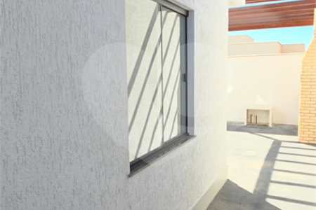 Casa à venda com 3 quartos, sendo 2 suítes, em Guriri, Cabo Frio, RJ