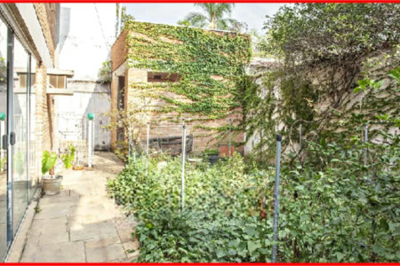 Casa à venda com 3 quartos, sendo 1 suíte, em Pinheiros, São Paulo, SP