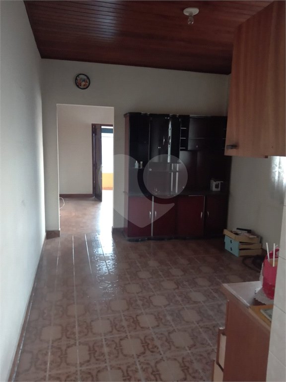 Casa à venda ou para alugar com 2 quartos no Centro, Mairiporã, SP