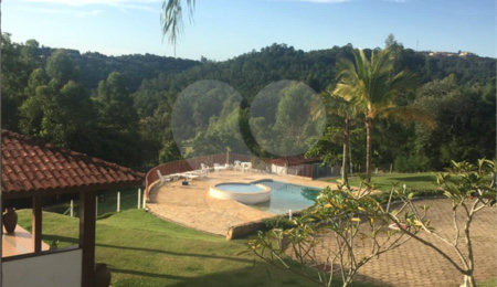 Casa à venda com 4 suítes no condomínio Parque da Fazenda, Itatiba - SP