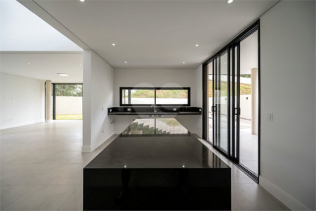 Casa à venda ou para alugar com 4 suítes no condomínio Residencial Arboretum, Vinhedo - SP