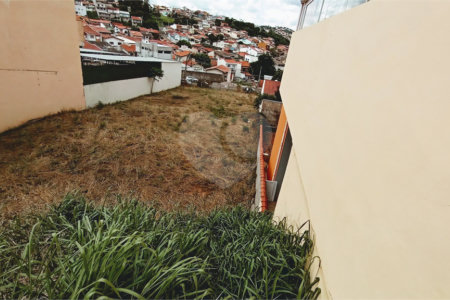 Terreno à venda em Jardim das Vitórias Régias, Valinhos, SP