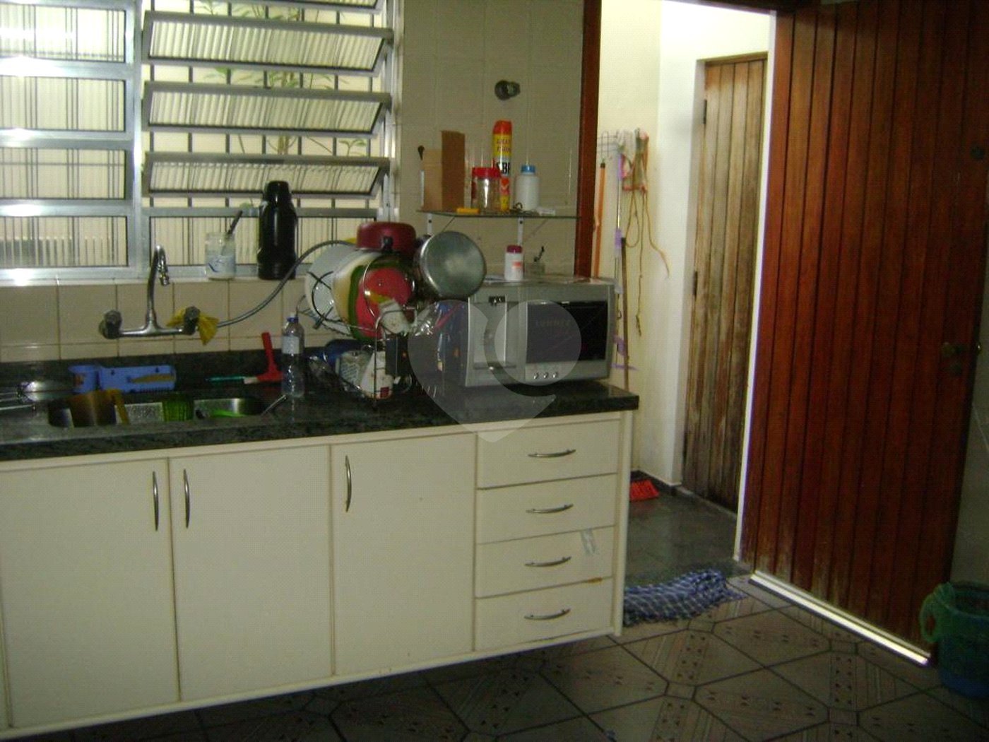 Casa à venda com 3 quartos, sendo 1 suíte,  em Jardim Colombo, São Paulo, SP