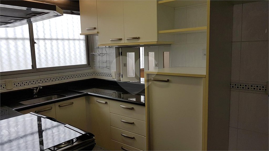 Apartamento à venda com 3 quartos, sendo 1 suíte, em Alto da Lapa, São Paulo, SP