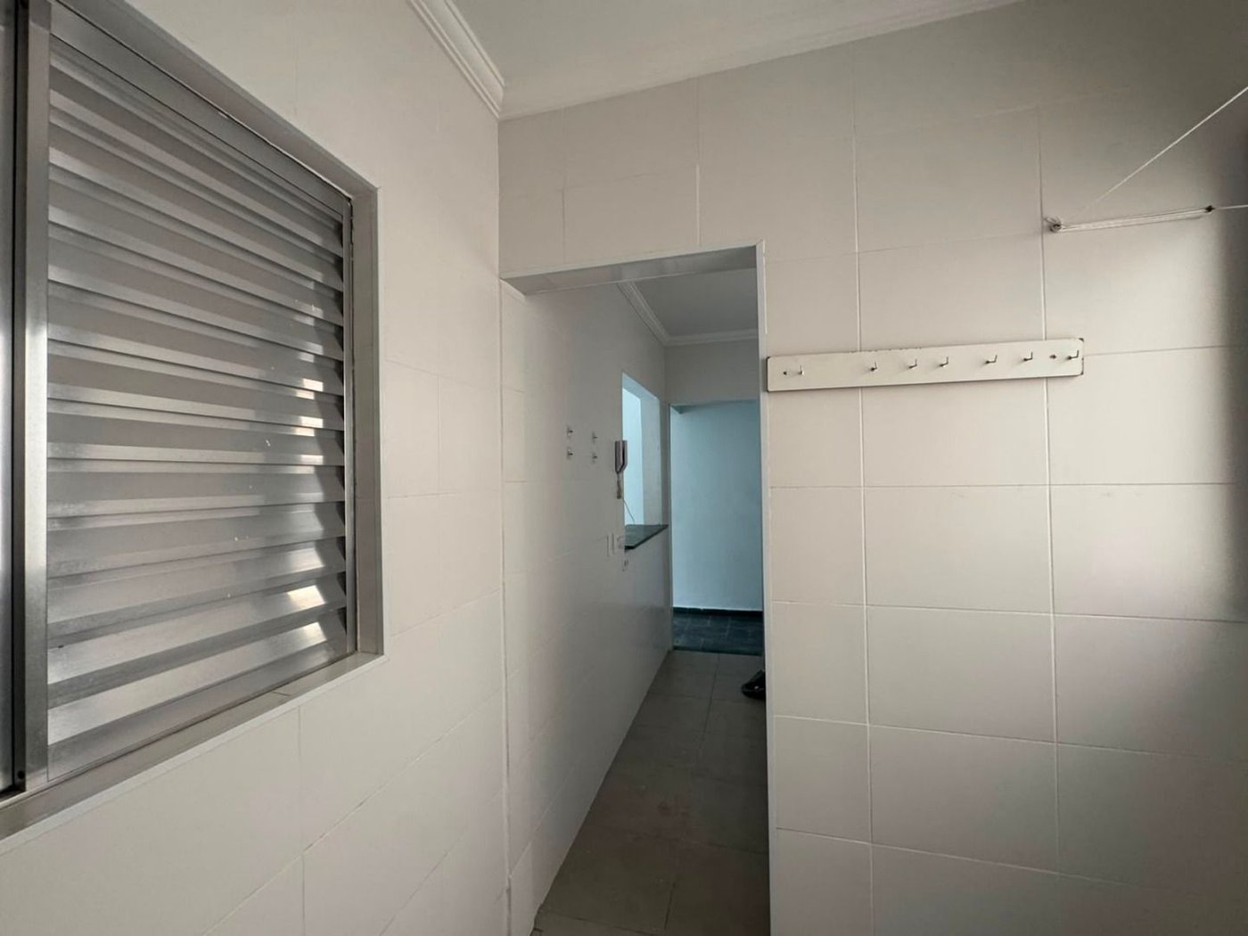 Apartamento com 2 dormitórios à venda, 70 m² por R$ 300.000,00 - Jardim Três Marias - Guarujá/SP
