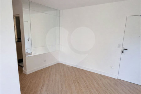 Apartamento à venda com 3 quartos em Jardim Caiapiá, Cotia, SP