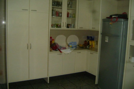 Casa à venda com 3 quartos, sendo 1 suíte,  em Jardim Colombo, São Paulo, SP