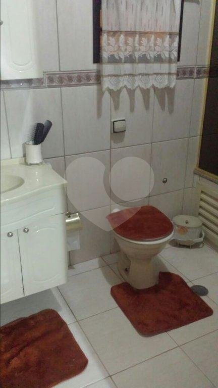 Casa à venda com 3 quartos, sendo 1 suíte, no condomínio Jardim das Pedras, São Paulo - SP