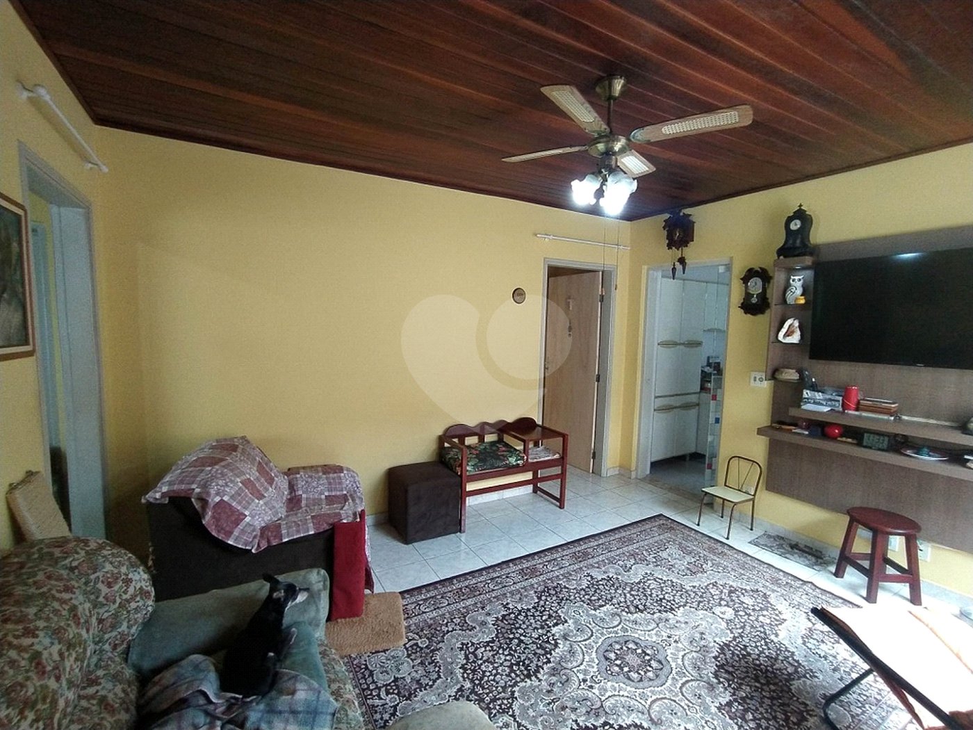 Casa à venda com 6 quartos, sendo 2 suítes, em Chora Menino, São Paulo, SP