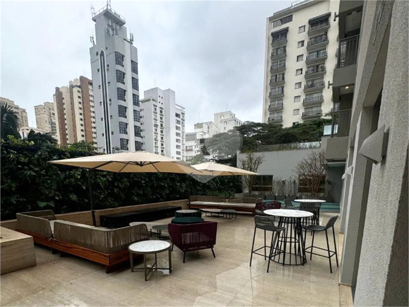 Apartamento à venda com 3 suítes em Brooklin Paulista, São Paulo, SP