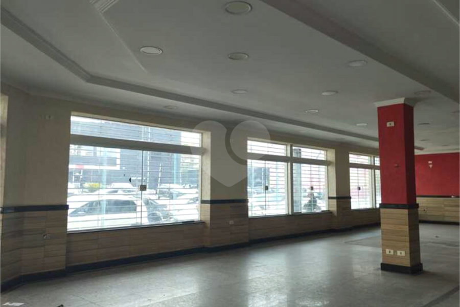 Prédio à venda em Santana, São Paulo, SP