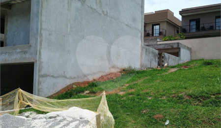 Terreno à venda no condomínio Veneza, Mogi das Cruzes - SP