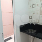 Casa à venda com 3 quartos, sendo 1 suíte, no condomínio Residencial Gran Veiga, São Paulo - SP