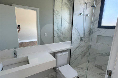 Casa à venda com 4 suítes no condomínio Villas do Golf, Itu - SP