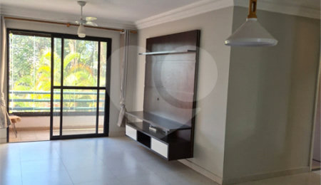Apartamento à venda com 3 quartos, sendo 1 suíte,  em Cidade São Francisco, São Paulo, SP
