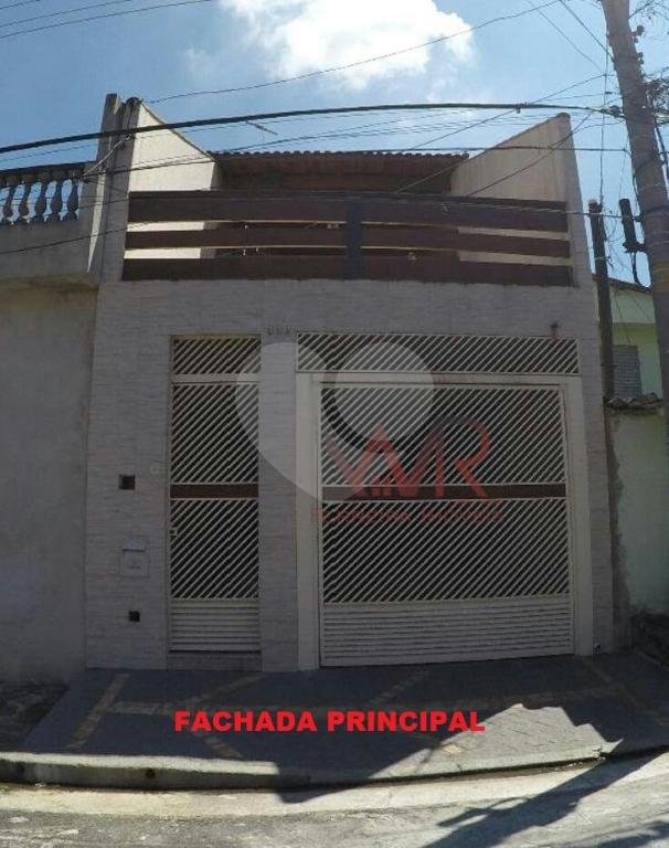 Sobrado à venda com 4 quartos em Artur Alvim, São Paulo, SP