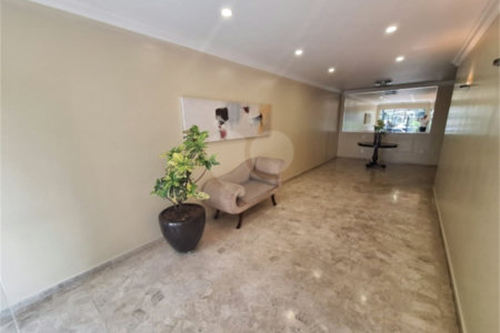 Apartamento à venda com 2 quartos em Indianópolis, São Paulo, SP