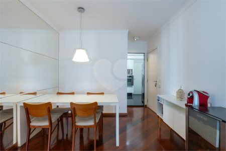 Apartamento à venda com 2 suítes em Brooklin, São Paulo, SP