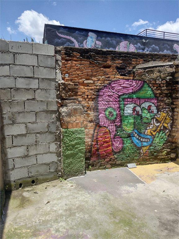 Sobrado à venda ou para alugar com 4 quartos em Vila Madalena, São Paulo, SP