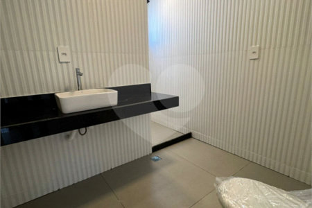 Casa à venda com 3 quartos, sendo 1 suíte, no condomínio Parque Guará, Rio de Janeiro - RJ