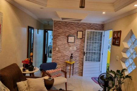 Casa Térrea à venda com 2 suítes em Santa Terezinha, São Bernardo do Campo, SP