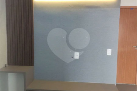 Apartamento à venda com 1 quarto em Vila Mazzei, São Paulo, SP