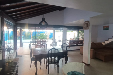 Casa à venda com 3 quartos, sendo 2 suítes,  em São José, Armação dos Búzios, RJ