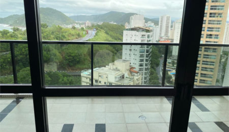 Apartamento à venda com 4 suítes em Jardim Astúrias, Guarujá, SP
