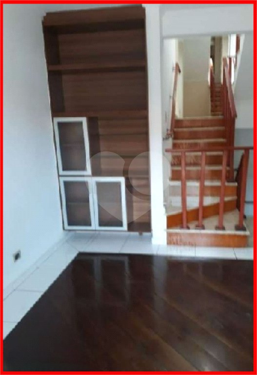 Sobrado à venda com 3 suítes em Lar São Paulo, São Paulo, SP