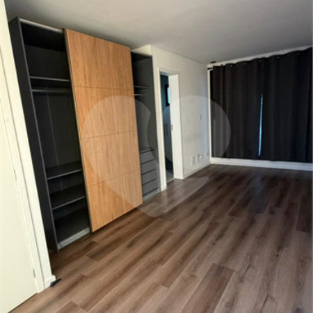 Casa à venda com 2 suítes no condomínio Gran Loft, Cotia - SP