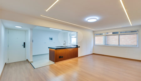 Apartamento à venda com 2 quartos, sendo 1 suíte,  em Santo Amaro, São Paulo, SP