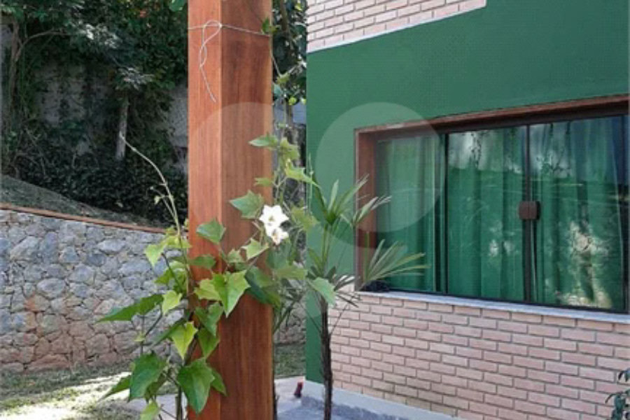 Casa à venda ou para alugar com 5 quartos, sendo 4 suítes, no condomínio Associação Reserva das Hortênsias, Mairiporã - SP
