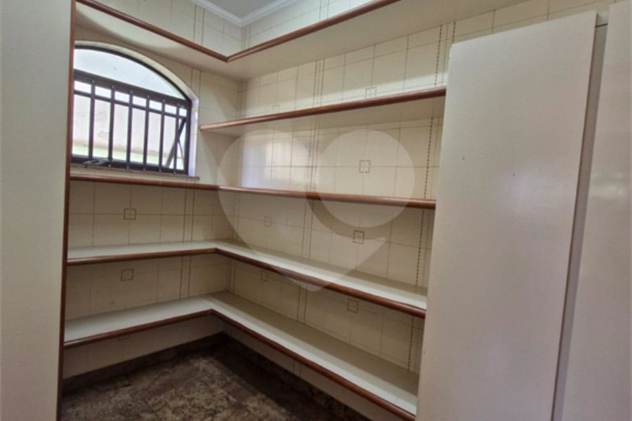 Sobrado à venda com 4 quartos, sendo 3 suítes, em Jardim São Bento, São Paulo, SP
