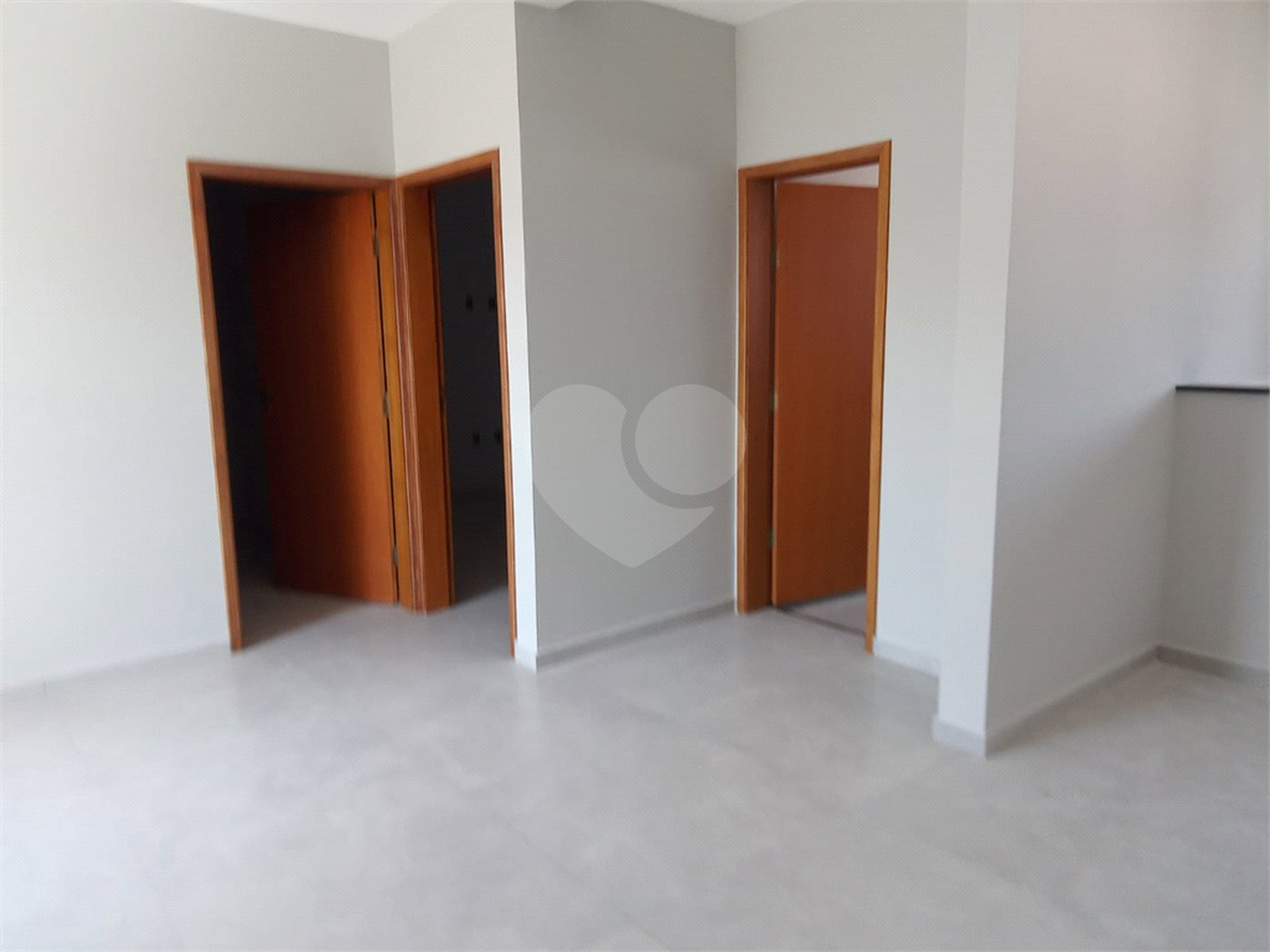 Apartamento à venda com 2 quartos no Centro, Bom Jesus dos Perdões, SP