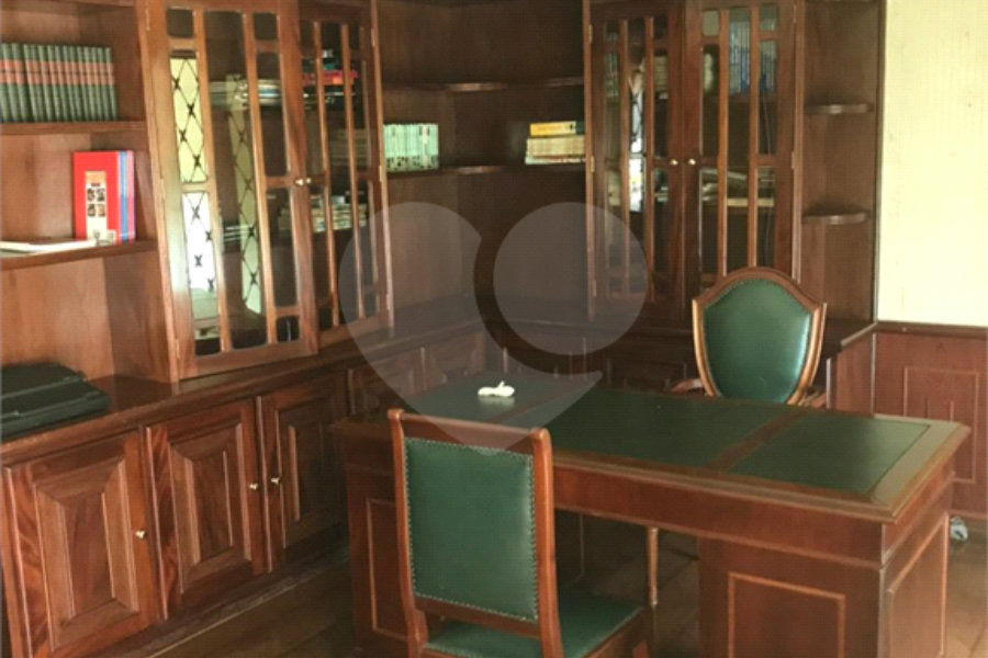 Casa à venda com 6 quartos, sendo 5 suítes, em Roseira, Mairiporã, SP