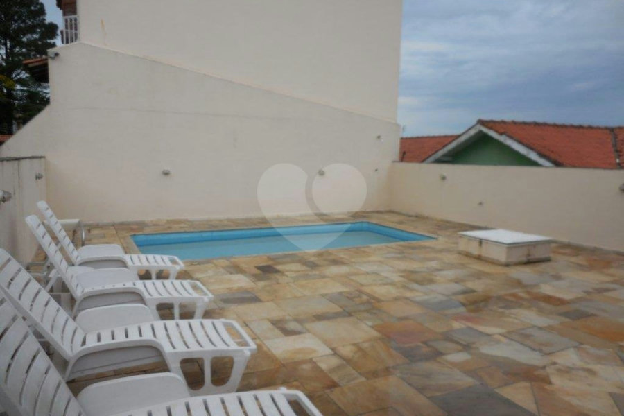 Casa à venda com 3 quartos, sendo 1 suíte, no condomínio Residencial Morada do Horto, São Paulo - SP
