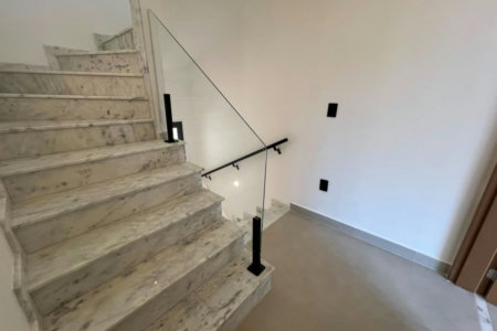 Sobrado com 4 dormitórios à venda, 234 m² por R$ 2.500.000,00 - Ponta da Praia - Santos/SP