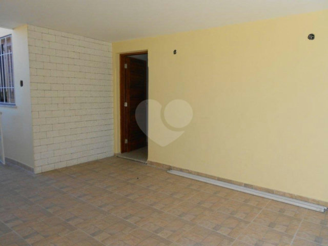 Casa à venda com 3 suítes em Vila Gustavo, São Paulo, SP