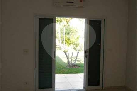 Casa para alugar com 4 quartos, sendo 2 suítes, no condomínio Mont Serrat, Salto - SP